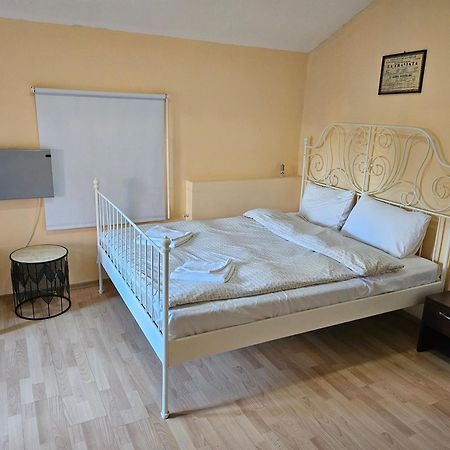 Vitoshka Biggest Apartment Sofia Exterior photo